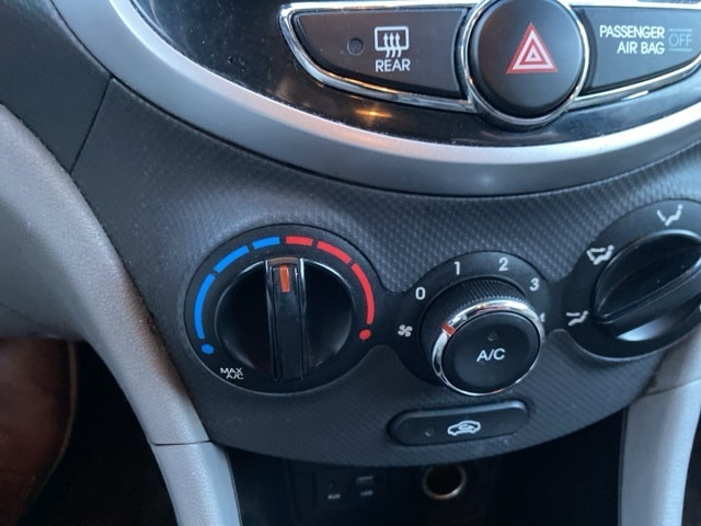 Thumbnail: 2014 Hyundai Accent - 25