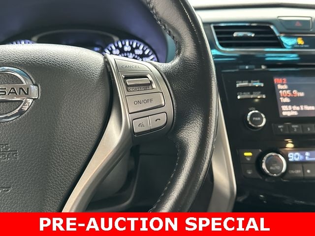 Thumbnail: 2013 Nissan Altima - 9