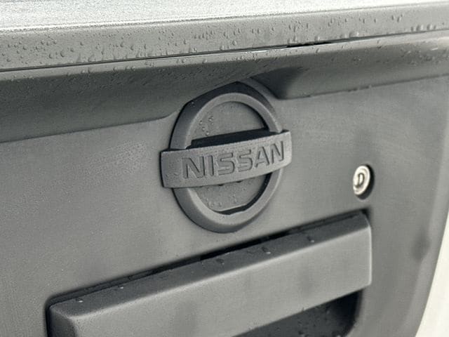 Thumbnail: 2021 Nissan Frontier - 24
