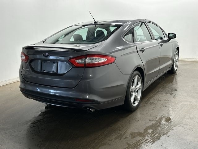 Thumbnail: 2014 Ford Fusion - 29