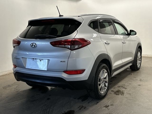 Thumbnail: 2017 Hyundai Tucson - 29