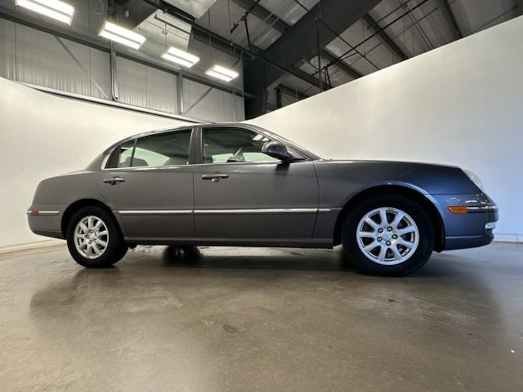 Used 2009 Kia Amanti  Sedan