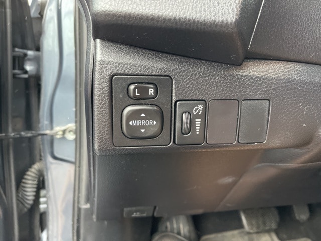 Thumbnail: 2016 Toyota Corolla - 21