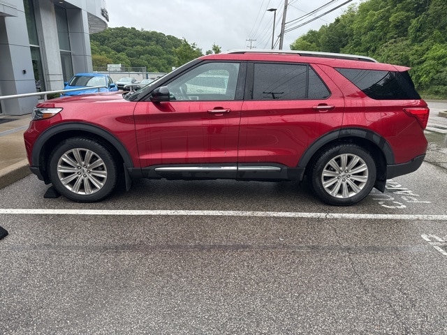 2020 Ford Explorer Limited Hero Image