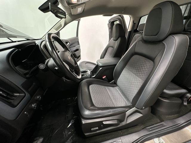 Thumbnail: 2016 Chevrolet Colorado - 15