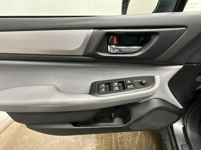 Thumbnail: 2019 Subaru Outback - 18