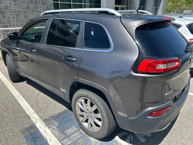 Thumbnail: 2015 Jeep Cherokee - 9