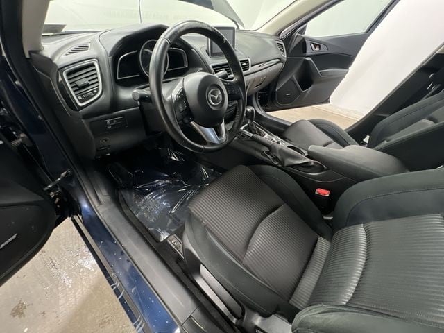 Thumbnail: 2016 Mazda Mazda3 - 16