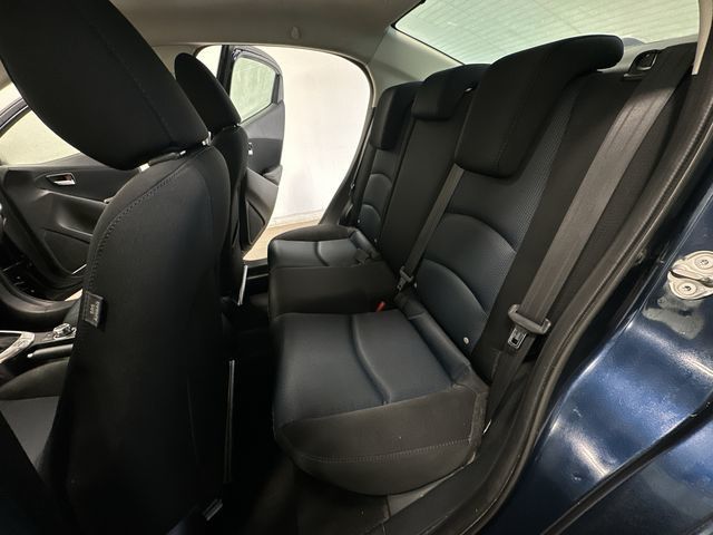 Thumbnail: 2017 Toyota Yaris iA - 18