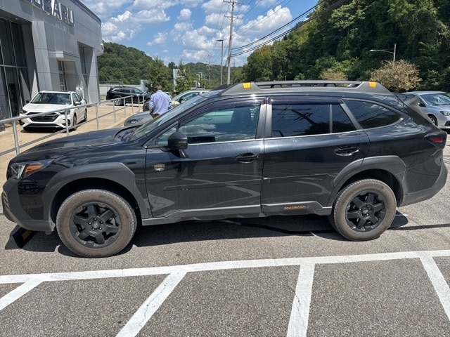 Thumbnail: 2022 Subaru Outback - 3