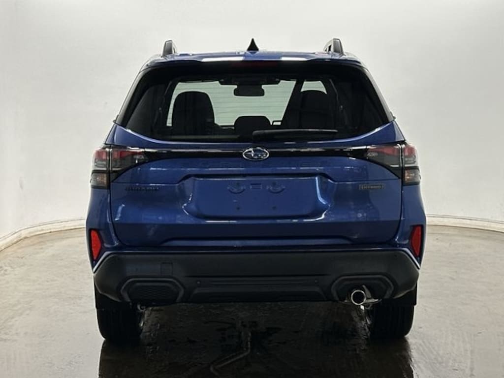 New 2025 Subaru Forester Hybrid Limited SUV