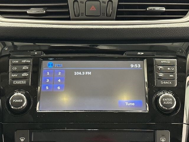 Thumbnail: 2015 Nissan Rogue - 12