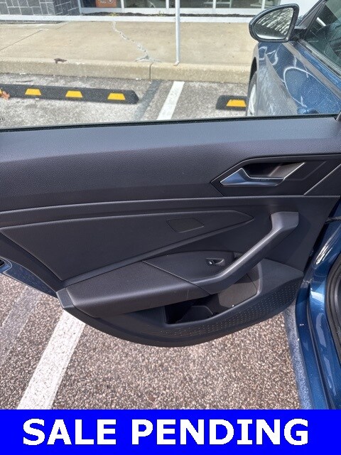 Thumbnail: 2019 Volkswagen Jetta - 23