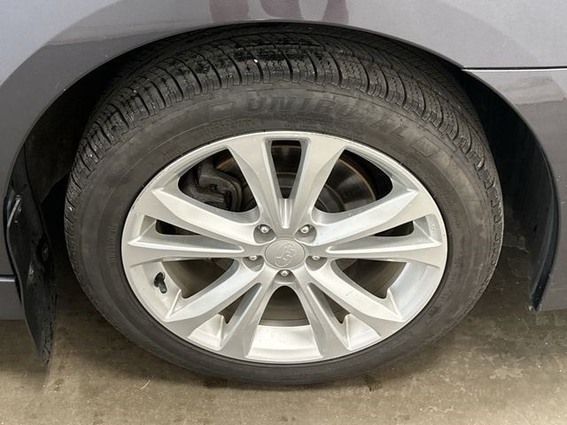Thumbnail: 2013 Subaru Legacy - 5
