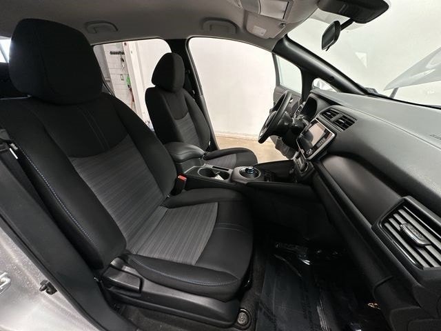 Thumbnail: 2023 Nissan Leaf - 21