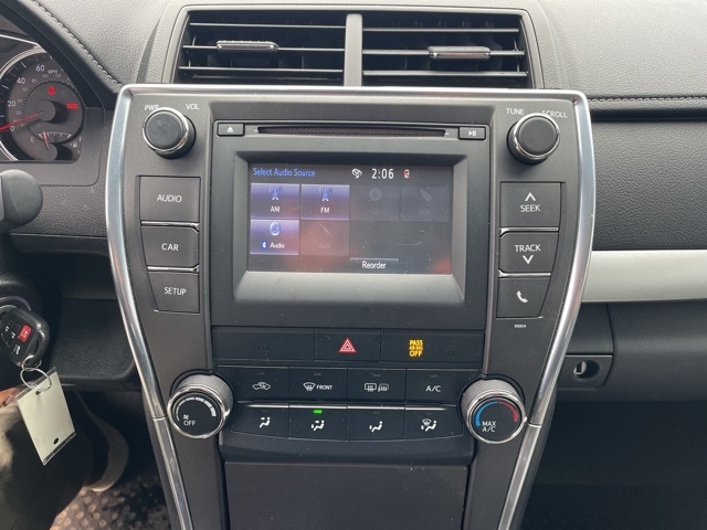 Thumbnail: 2016 Toyota Camry - 19