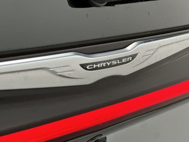 Thumbnail: 2023 Chrysler Pacifica - 30