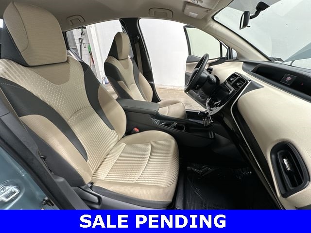 Thumbnail: 2016 Toyota Prius - 20