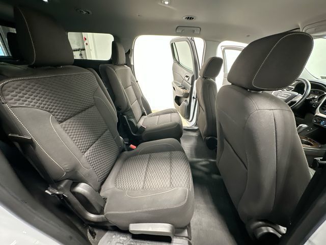 Thumbnail: 2017 GMC Acadia - 23