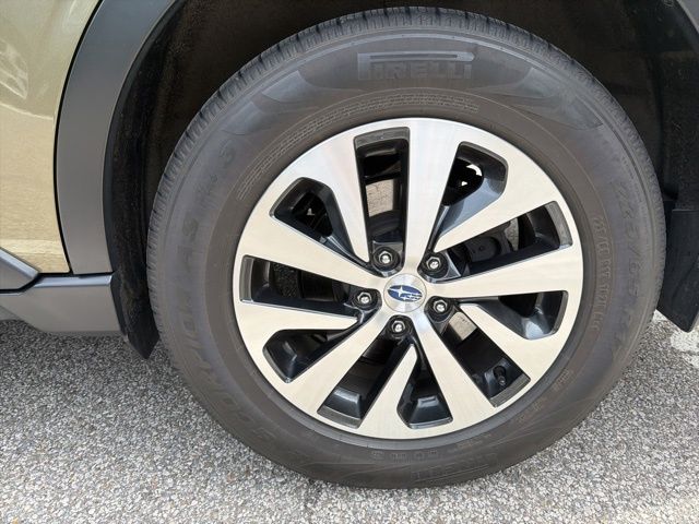 Thumbnail: 2020 Subaru Outback - 17