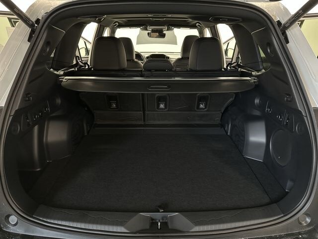 Thumbnail: 2026 Subaru Forester - 24