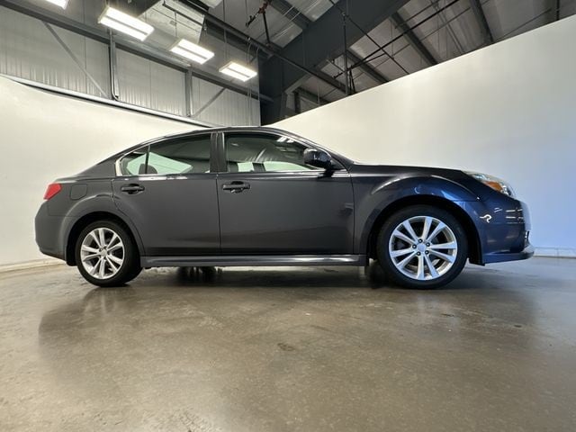 Thumbnail: 2013 Subaru Legacy - 3