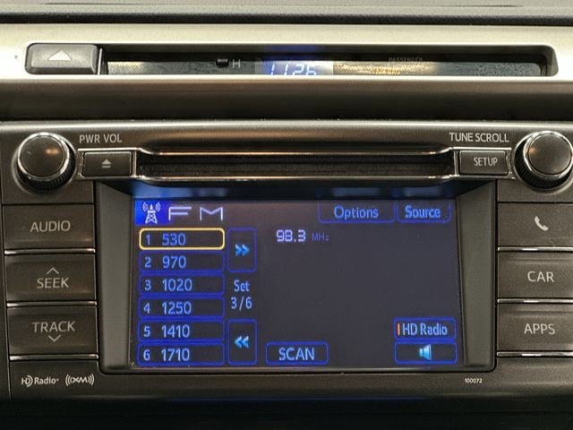 Thumbnail: 2013 Toyota RAV4 - 12