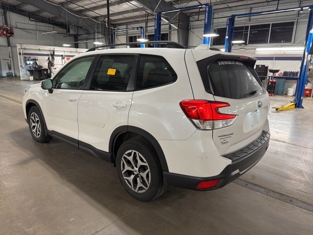 Thumbnail: 2020 Subaru Forester - 13