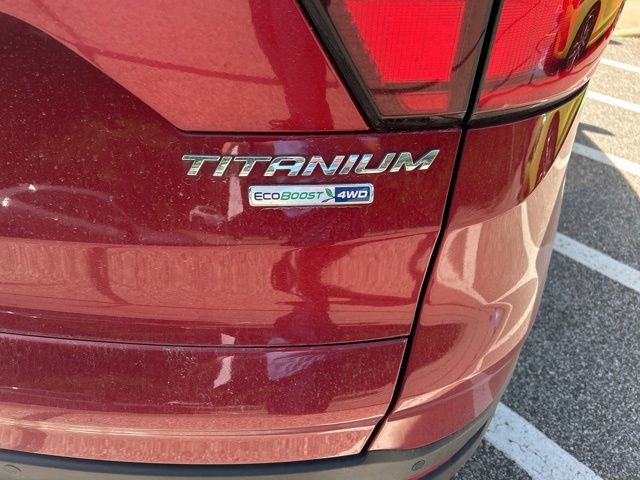 Thumbnail: 2019 Ford Escape - 9