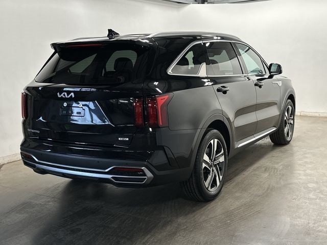 Thumbnail: 2023 Kia Sorento - 35