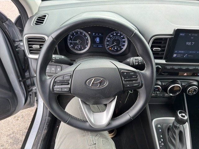 Thumbnail: 2022 Hyundai Venue - 18