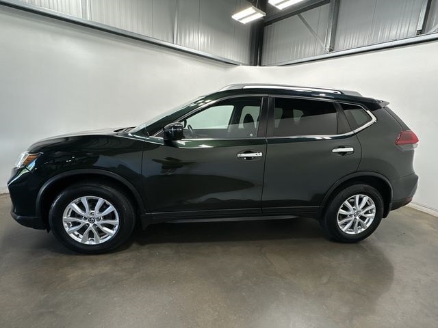 2018 Nissan Rogue SV 2