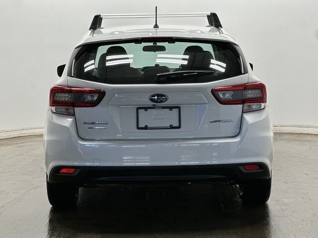 2023 Subaru Impreza Base photo 4