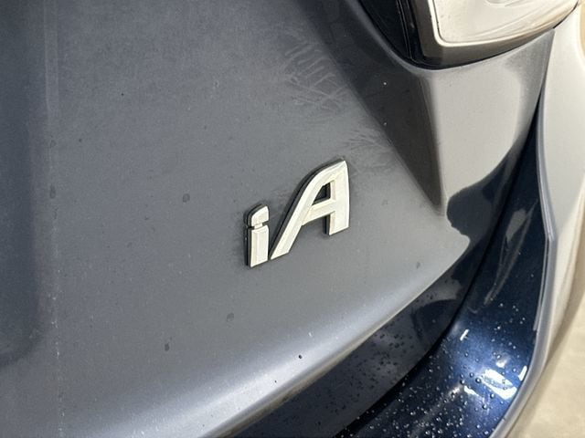 Thumbnail: 2017 Toyota Yaris iA - 26