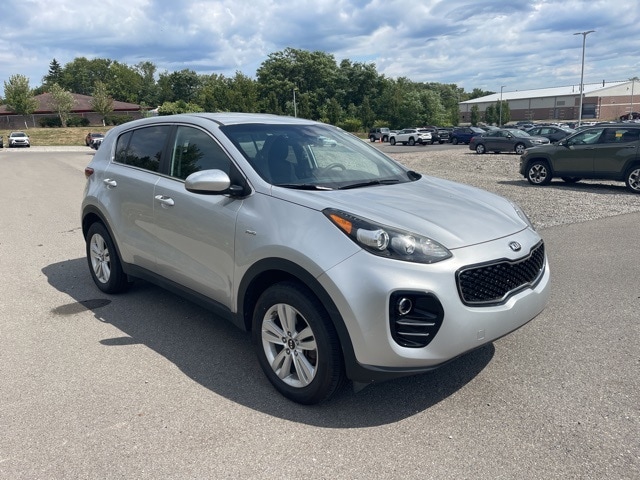 Thumbnail: 2019 Kia Sportage - 3
