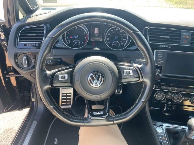 Thumbnail: 2017 Volkswagen Golf - 13