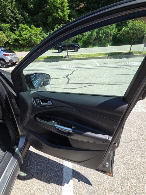 Thumbnail: 2014 Ford Escape - 19
