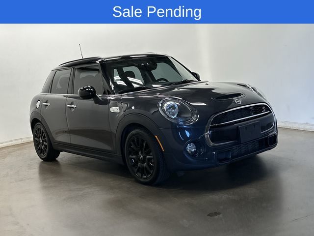 Thumbnail: 2019 MINI Cooper Hardtop - 30