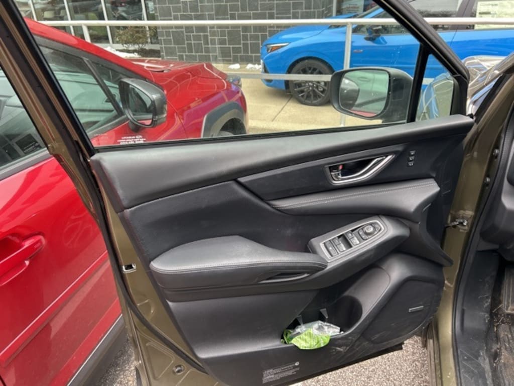 Used 2023 Subaru Ascent Limited SUV