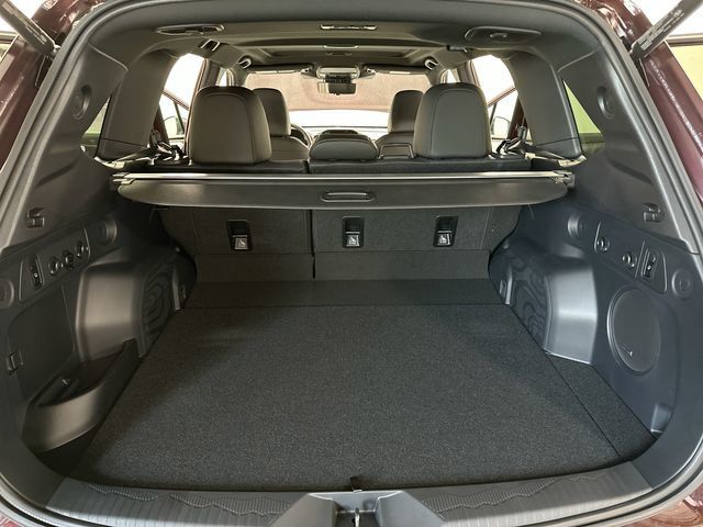 Thumbnail: 2026 Subaru Forester - 25