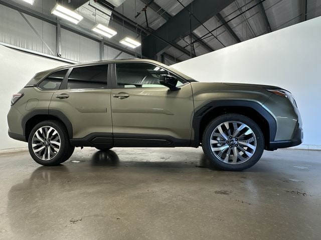 Thumbnail: 2025 Subaru Forester - 3