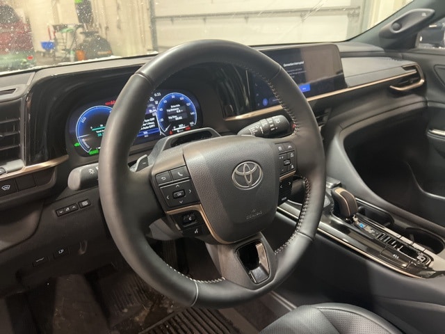 Thumbnail: 2025 Toyota Crown Signia - 23