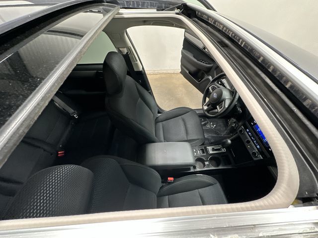 Thumbnail: 2017 Subaru Outback - 6