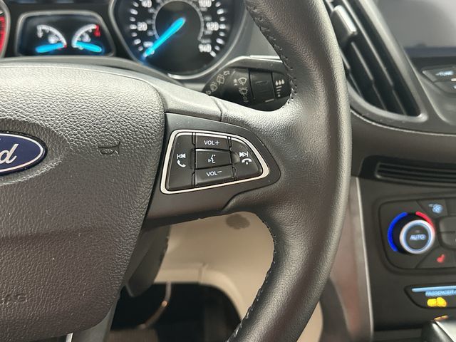 Thumbnail: 2019 Ford Escape - 9