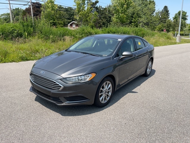 2017 Ford Fusion SE -
                  Moon Township, PA