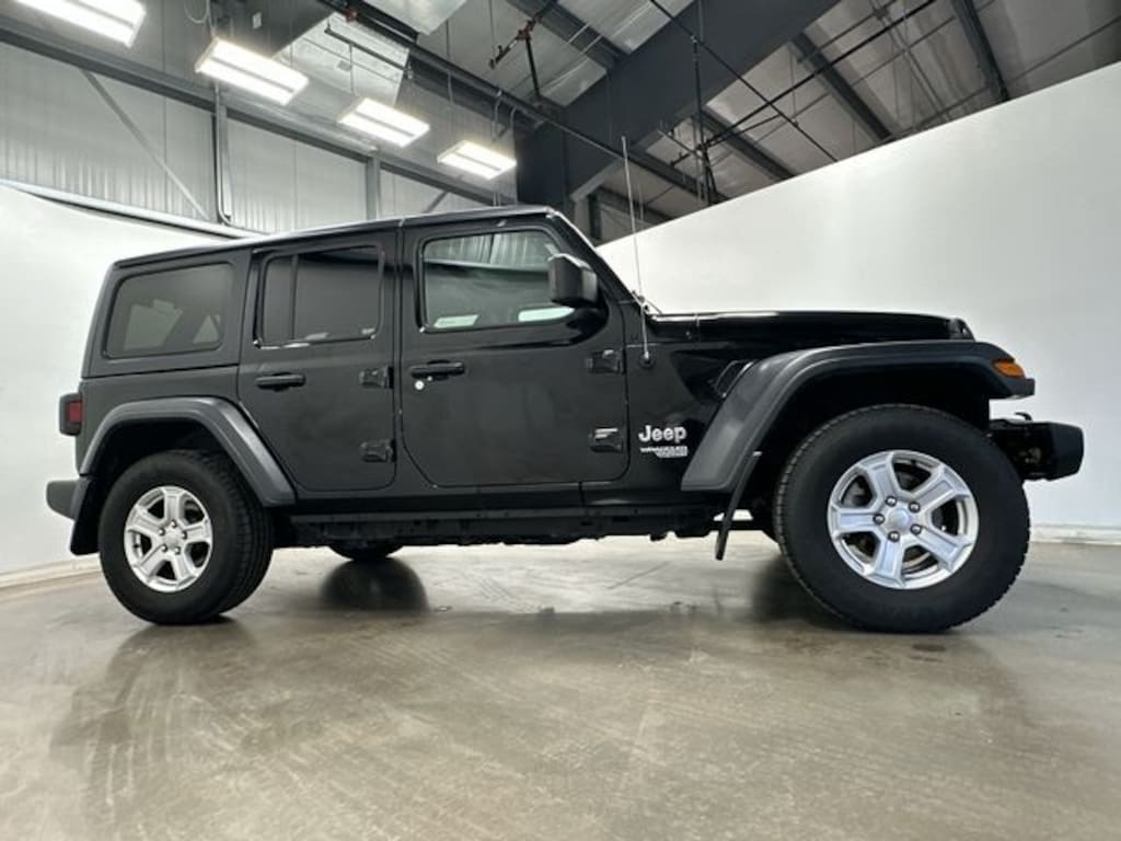 Used 2018 Jeep Wrangler Unlimited Sport S SUV
