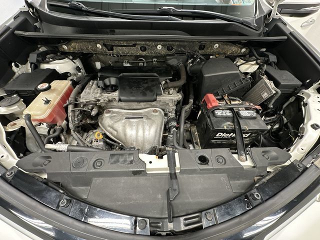 Thumbnail: 2017 Toyota RAV4 - 27