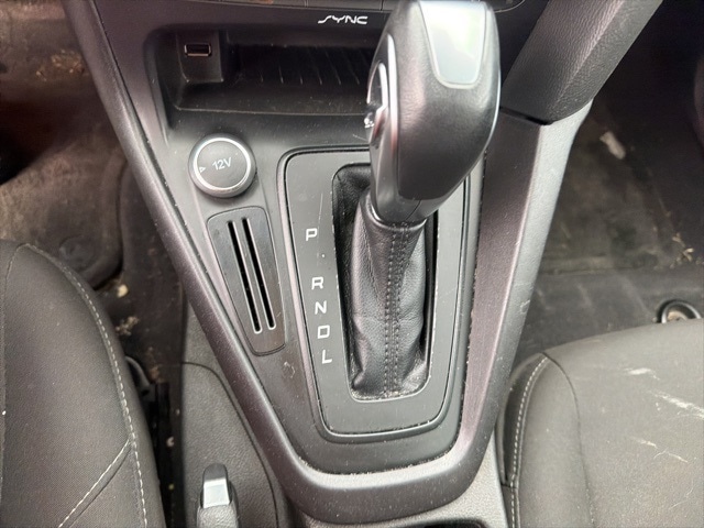 Thumbnail: 2016 Ford Focus - 18