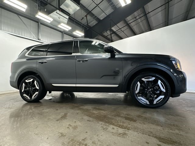 Thumbnail: 2024 Kia Telluride - 3