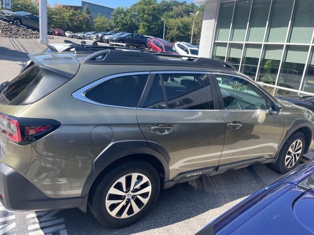 2023 Subaru Outback Premium photo 3
